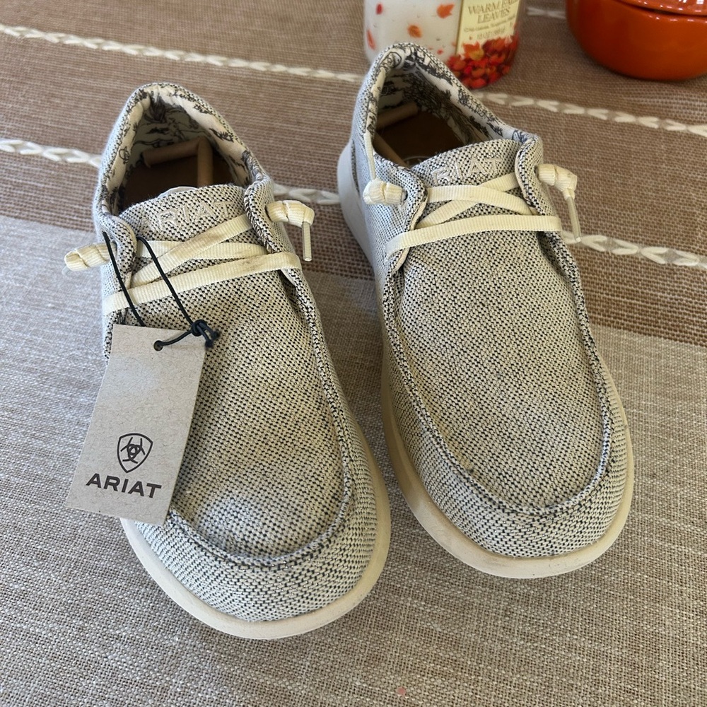 Ariat Textured Cream Loafers